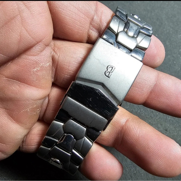 Bulova Millennia Titanium Mens Quartz Day Date Dial Watch Working Silver Tone - Picture 8 of 10